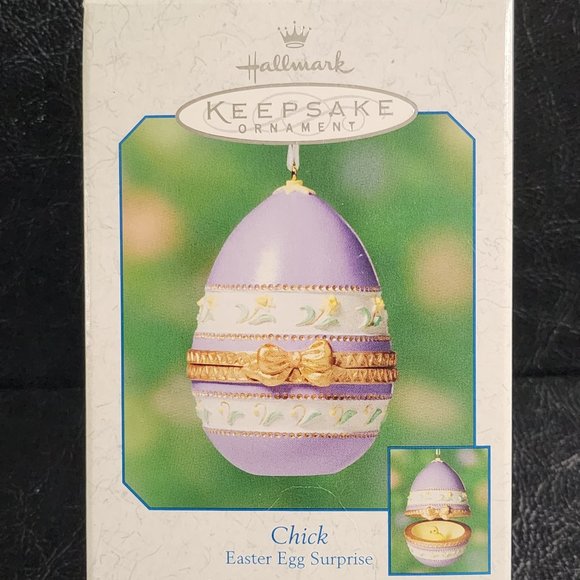 Simply Eggdorable Hallmark Chick Easter Egg Surprise Ornament Collector Series, - Picture 1 of 6